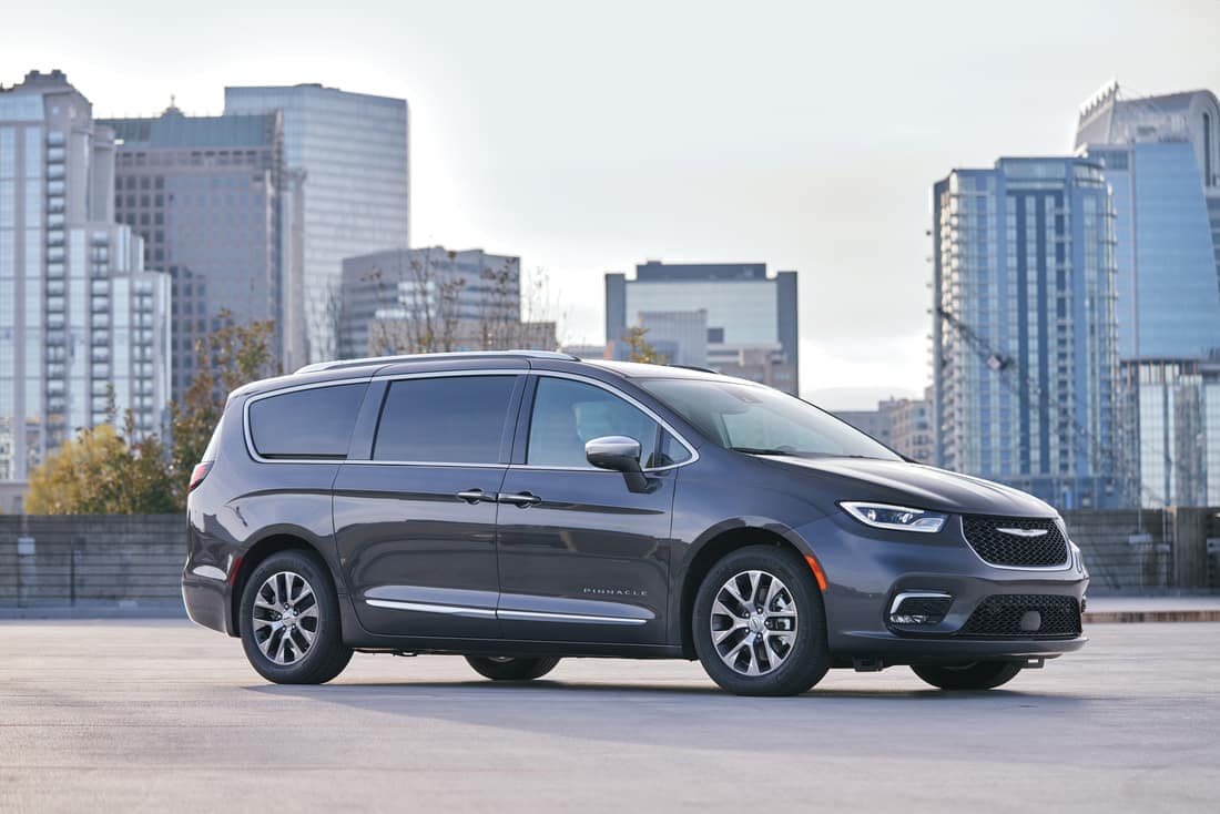 WHY FAMILIES LOVE THE 2023 CHRYSLER PACIFICA HYBRID